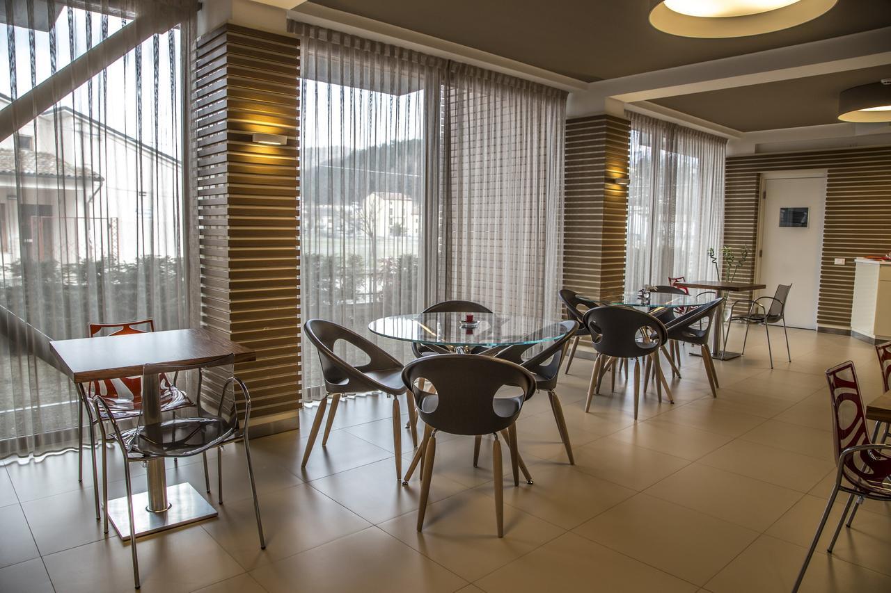 Grand Chalet Delle Rocche Рока ди Медзо Екстериор снимка